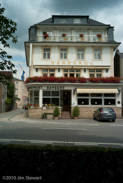 Bamberg's, Éinen